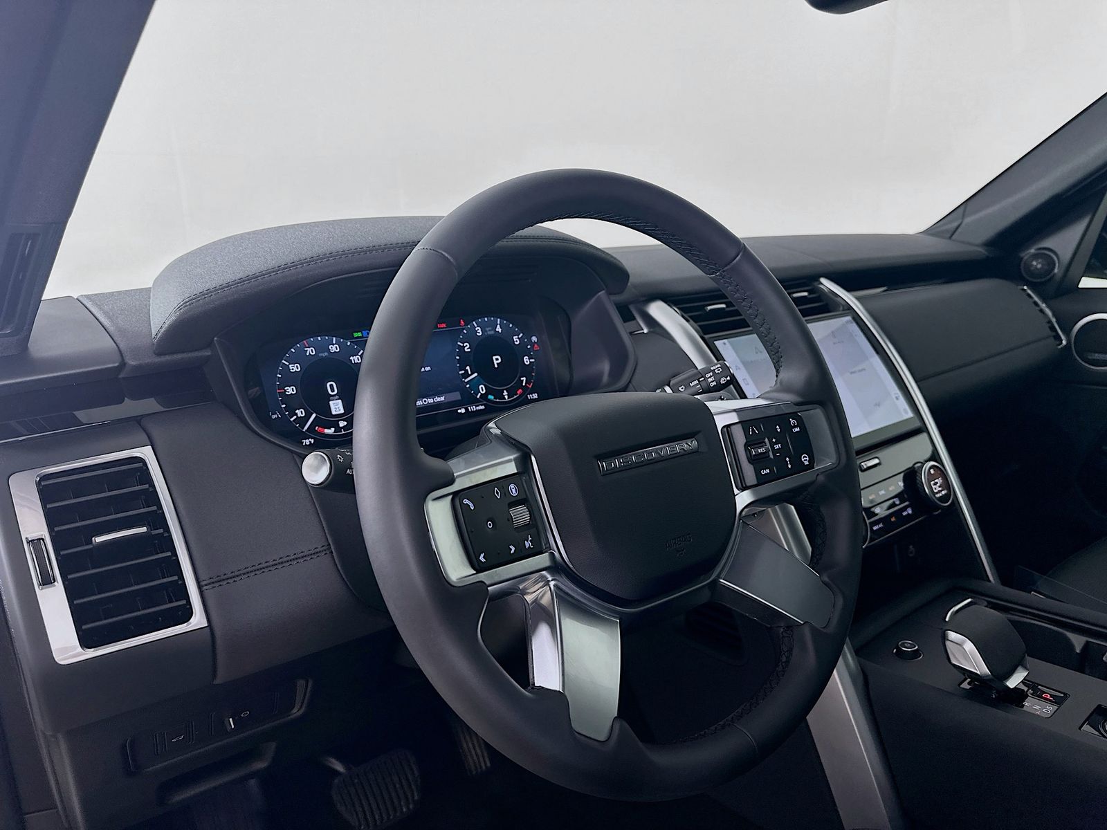 2025 Land Rover Discovery S - Photo 34