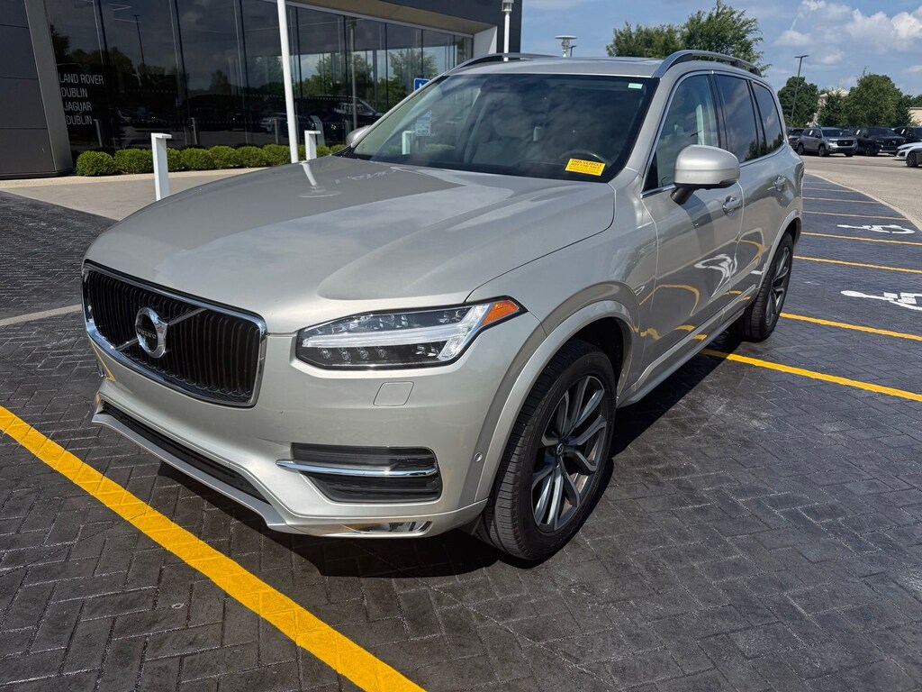 Used 2017 Volvo XC90 T6 Momentum SUV
