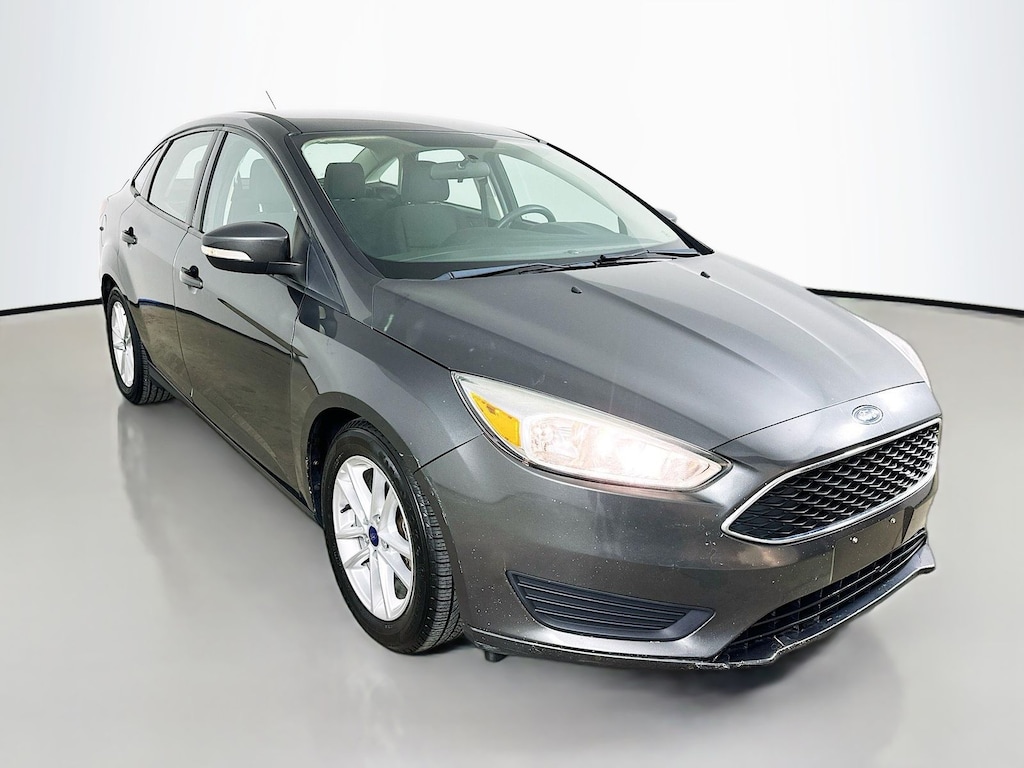 Used 2016 Ford Focus SE Sedan