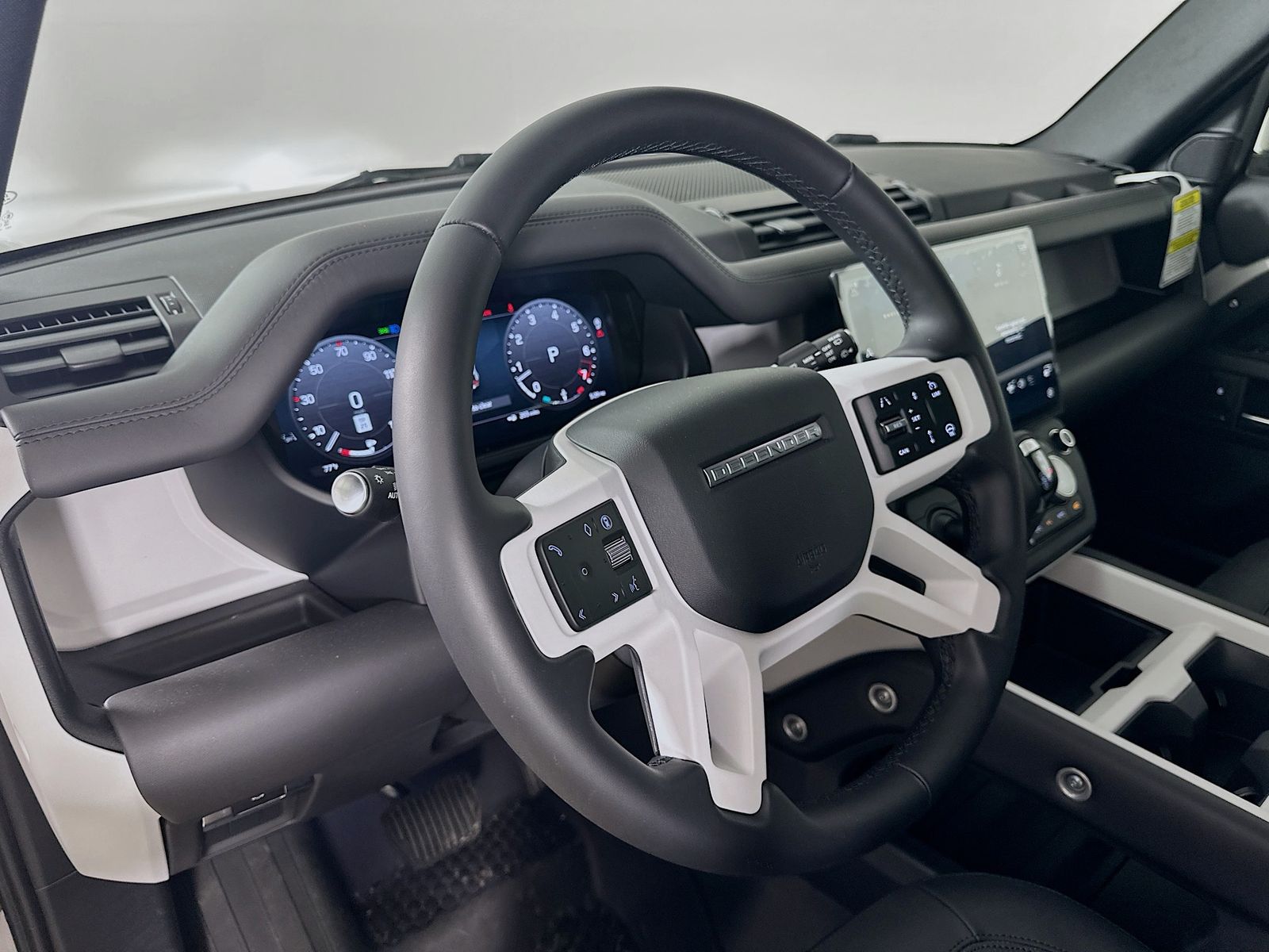 2026 Land Rover Defender S - Photo 33