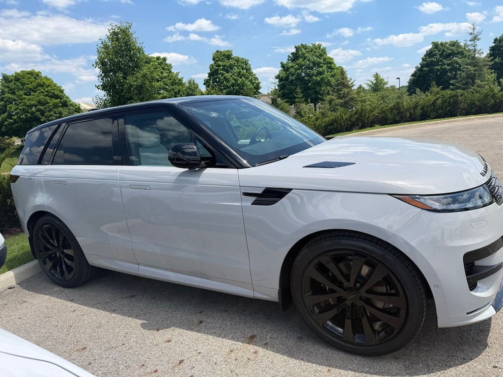 Used 2026 Land Rover Range Rover Sport Plug-in Hybrid Dynamic SE SUV