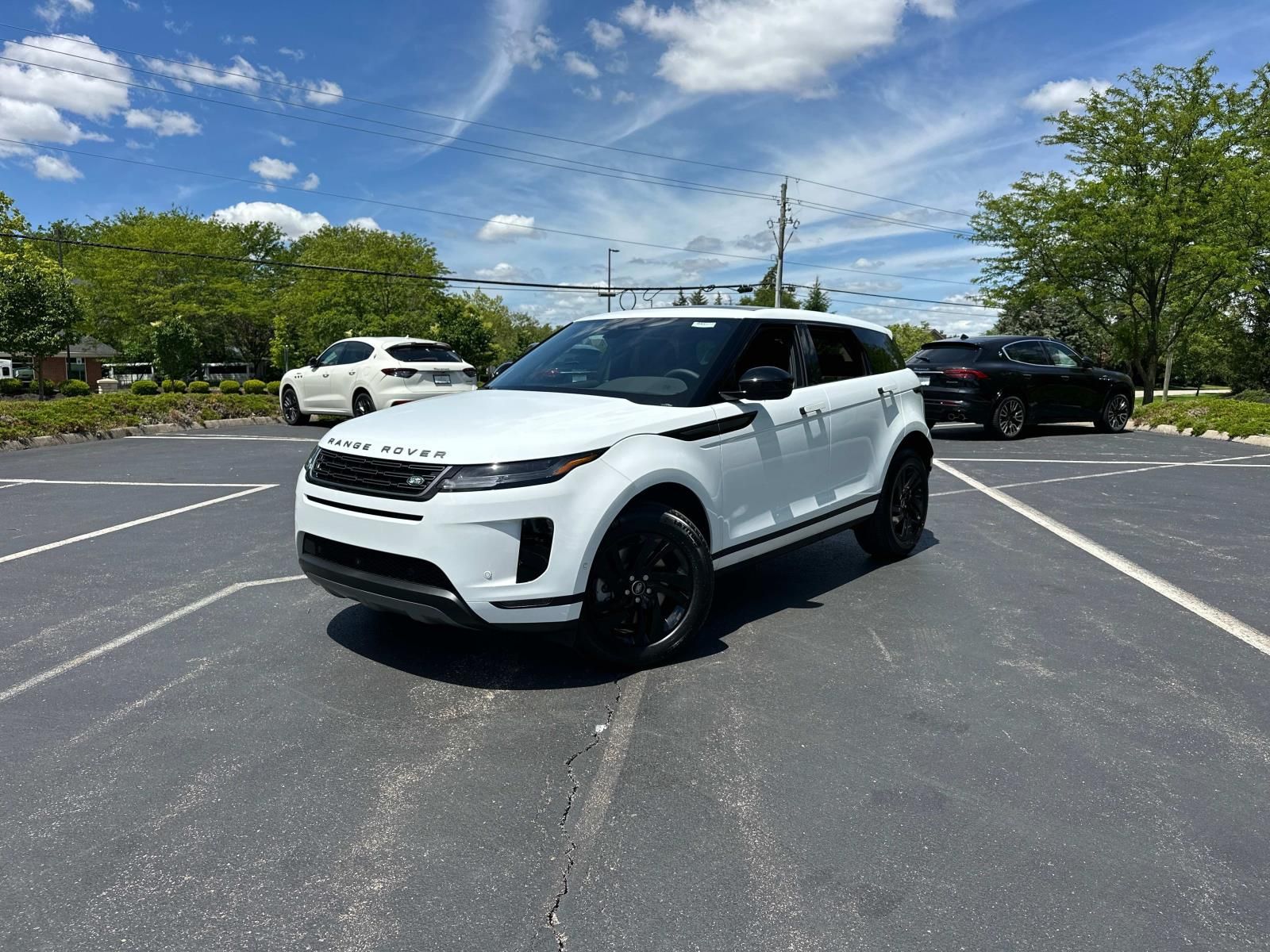 2026 Land Rover Range Rover Evoque S's photo