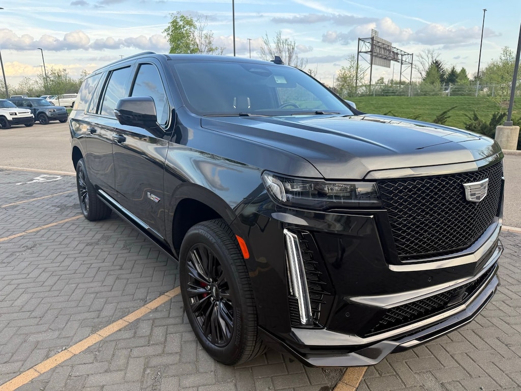 Used 2024 Cadillac Escalade ESV V-Series SUV