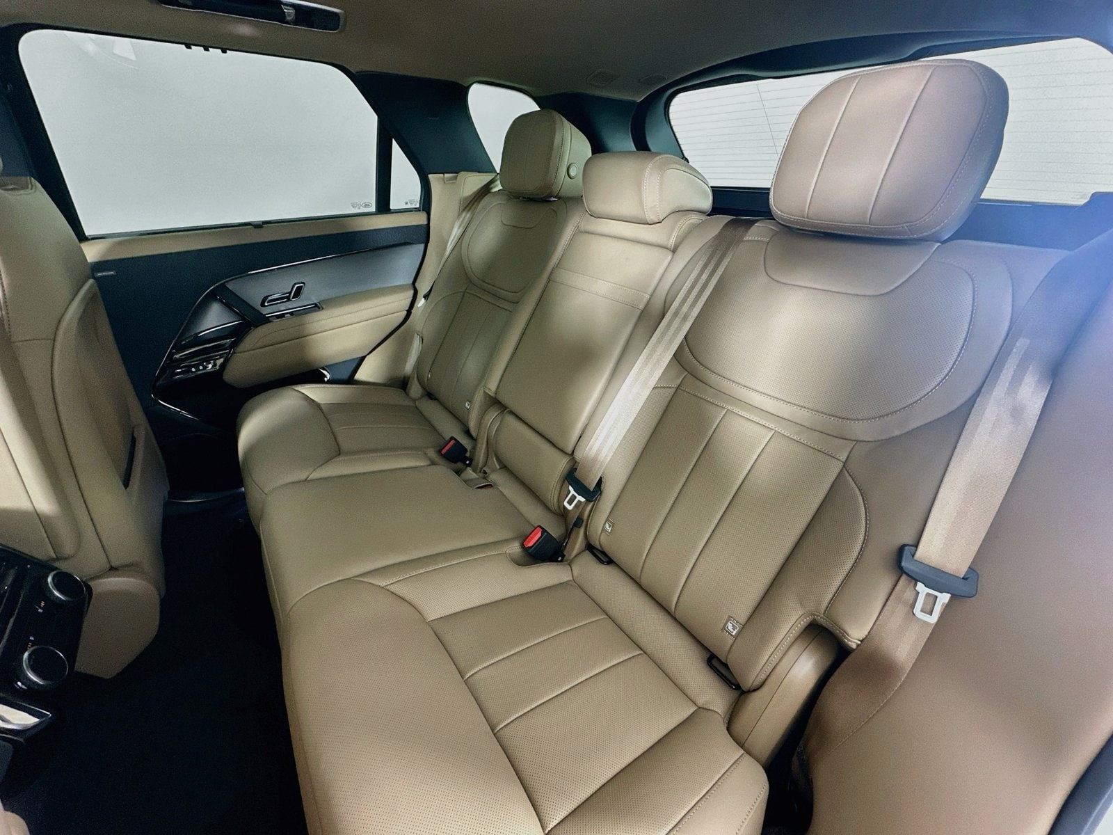 Photo 37