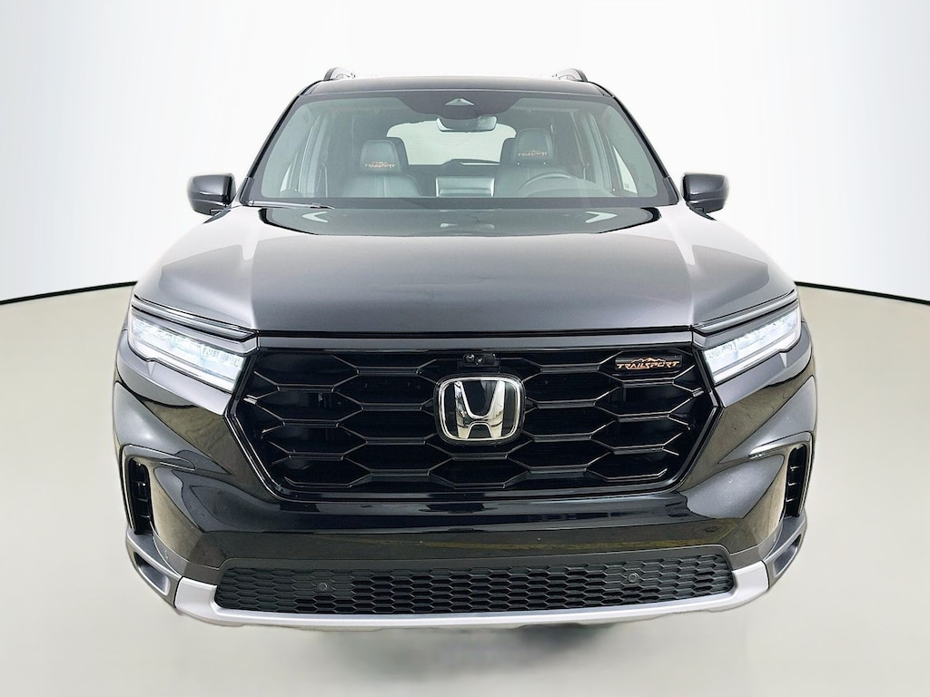 Used 2024 Honda Pilot TrailSport SUV