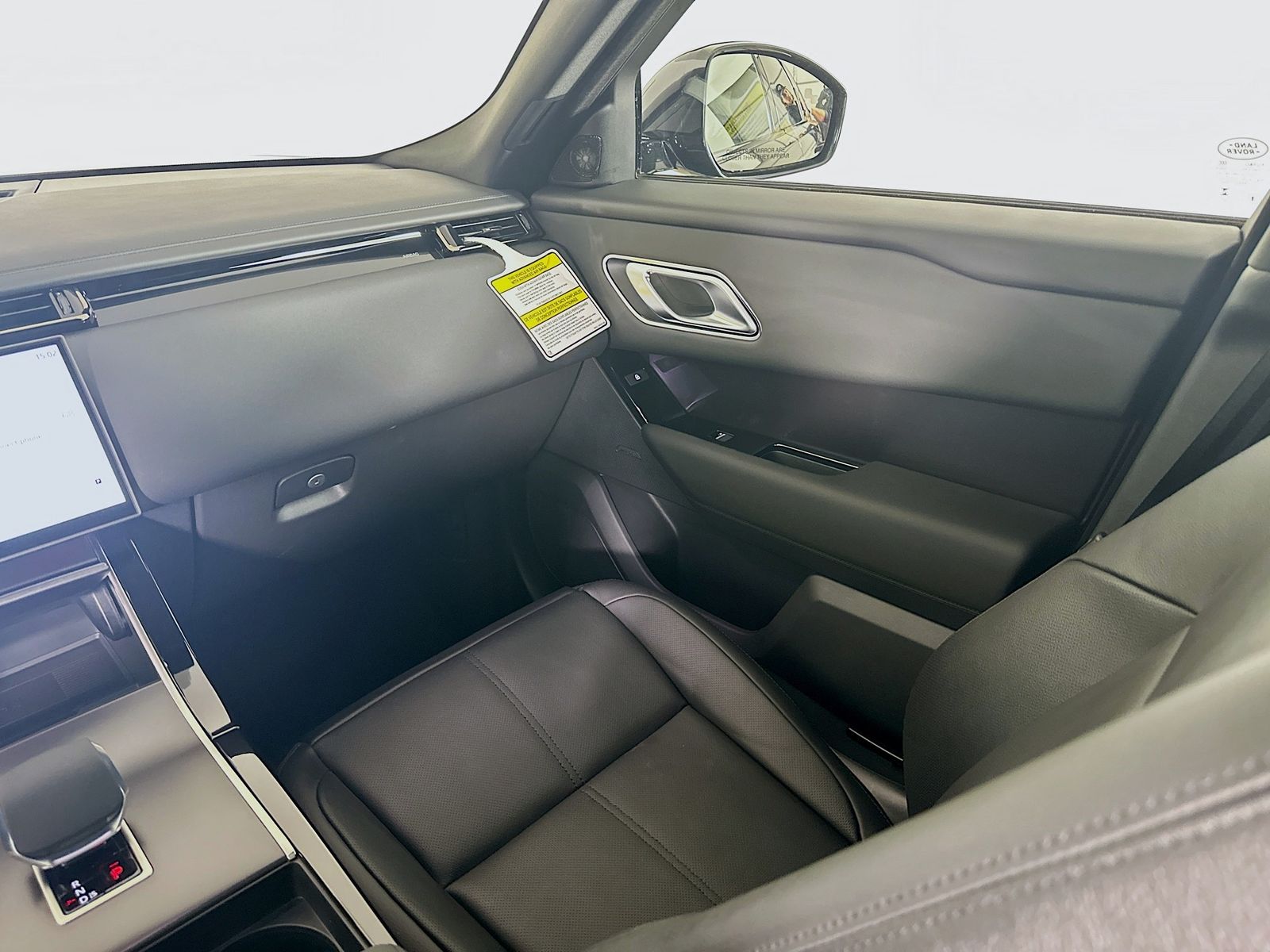 2026 Land Rover Range Rover Velar Dynamic SE - Photo 24