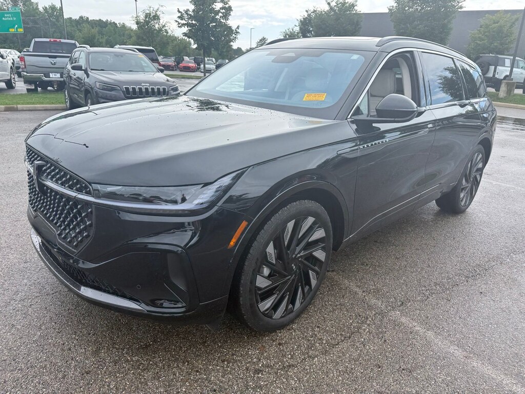 Used 2025 Lincoln Nautilus Black Label SUV