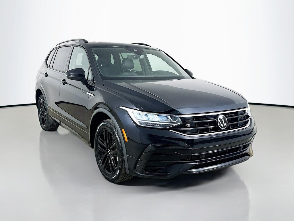 Used 2022 Volkswagen Tiguan 2.0T SE R-Line Black SUV