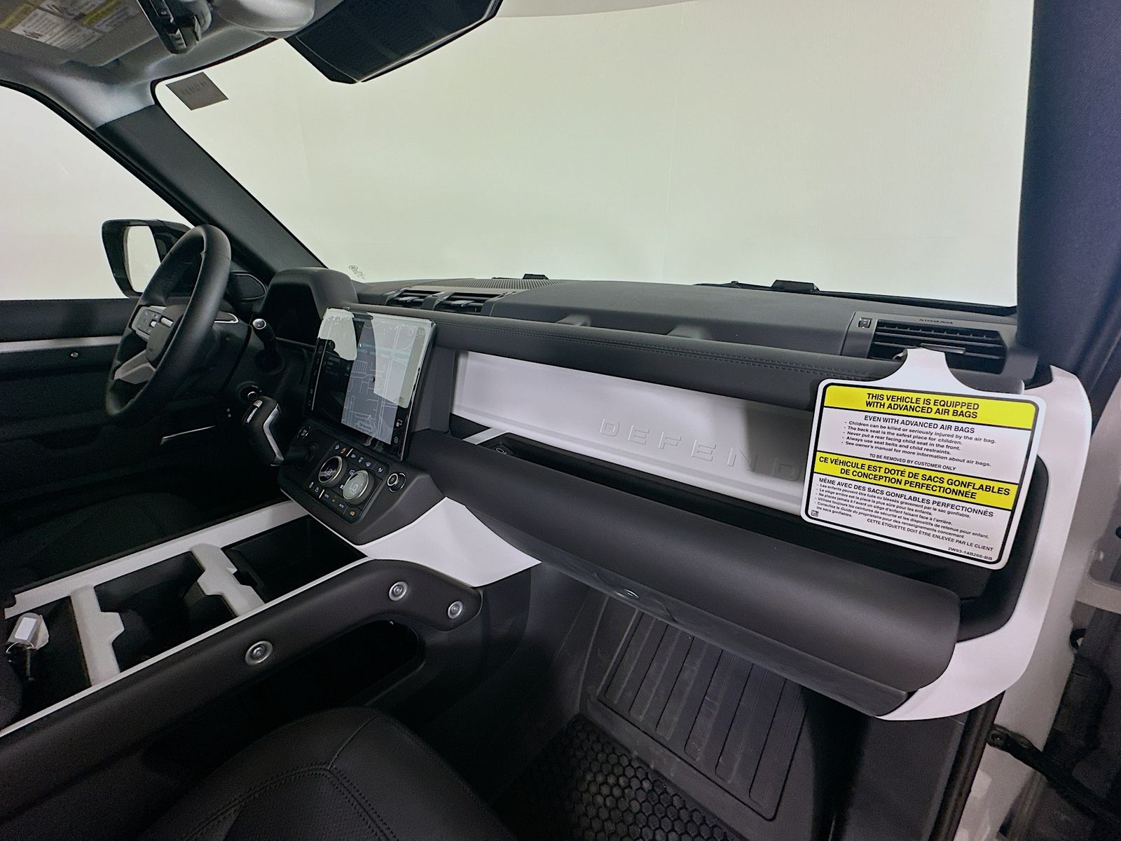 2026 Land Rover Defender S - Photo 46