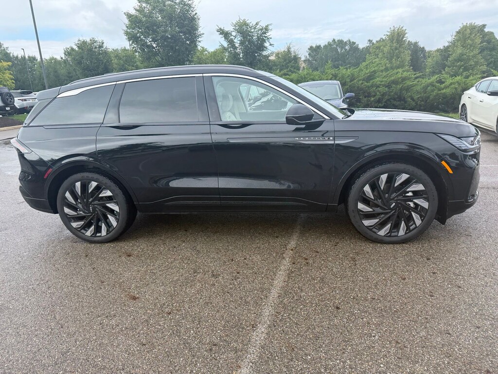 Used 2025 Lincoln Nautilus Black Label SUV