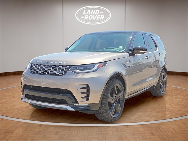 2025 Land Rover Discovery Metropolitan Edition
