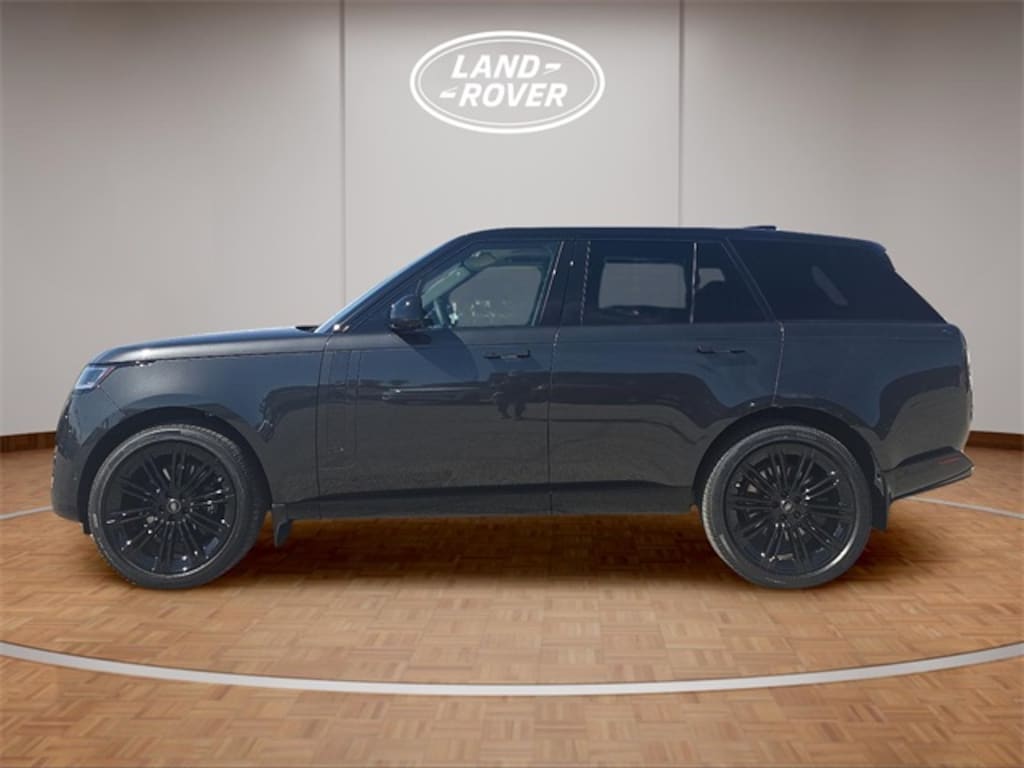 New 2025 Land Rover Range Rover SE 530PS SUV