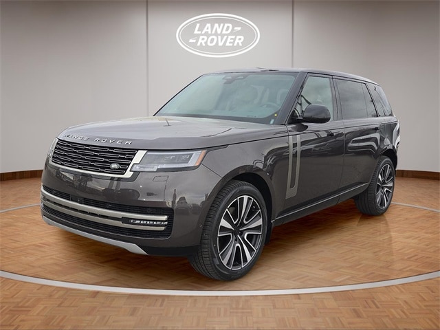 2026 Land Rover Range Rover SUV 