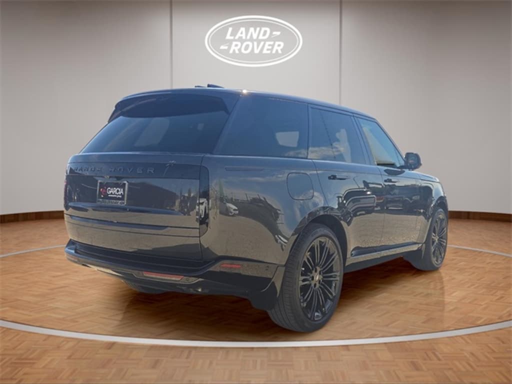 New 2025 Land Rover Range Rover SE 530PS SUV
