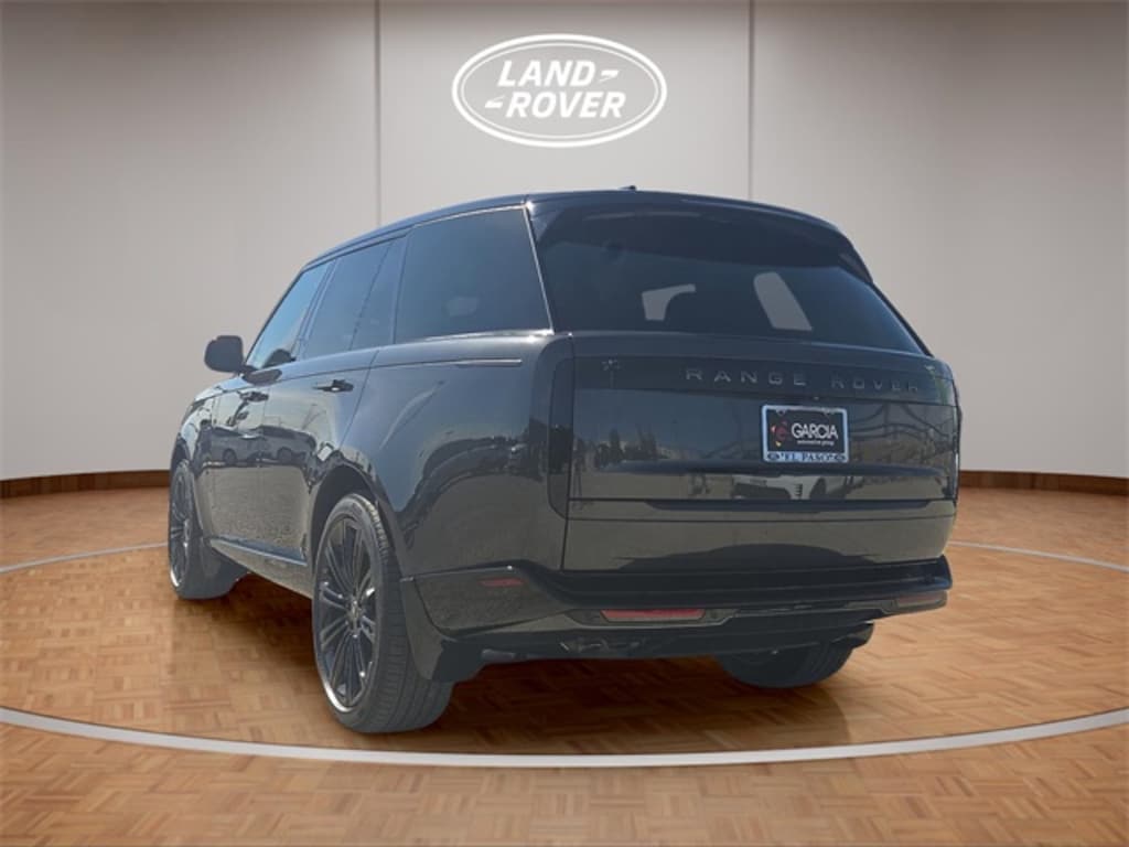 New 2025 Land Rover Range Rover SE 530PS SUV