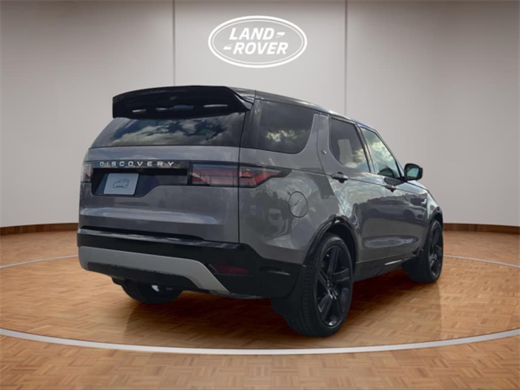 New 2025 Land Rover Discovery Metropolitan Edition SUV