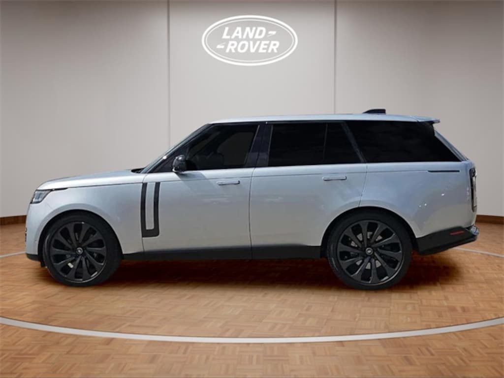 Used 2025 Land Rover Range Rover SE SUV