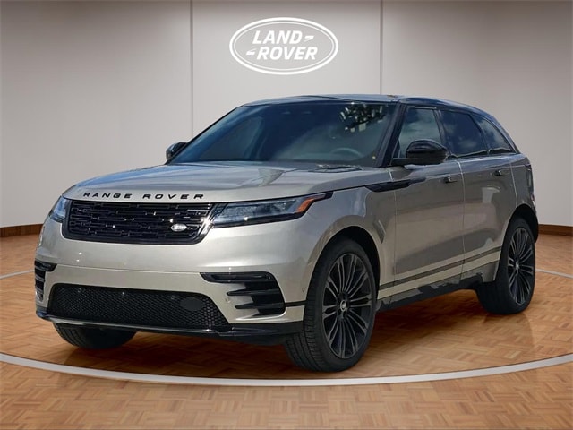 2026 Land Rover Range Rover Velar Dynamic SE's photo