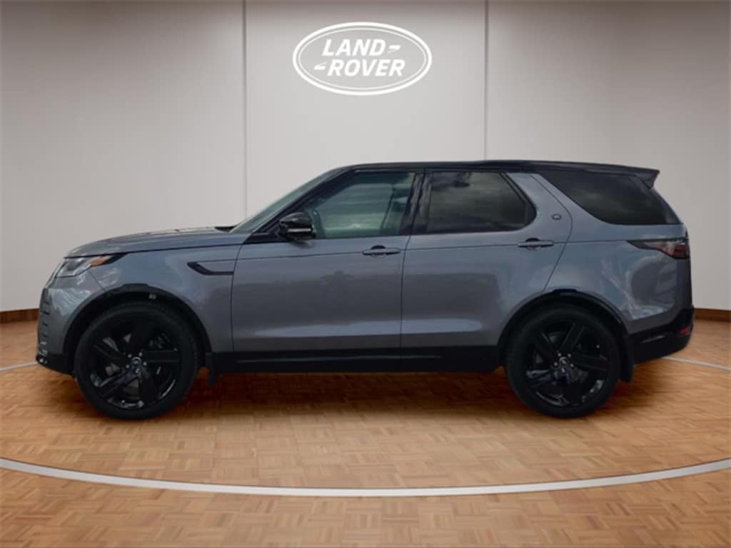 New 2025 Land Rover Discovery Metropolitan Edition SUV