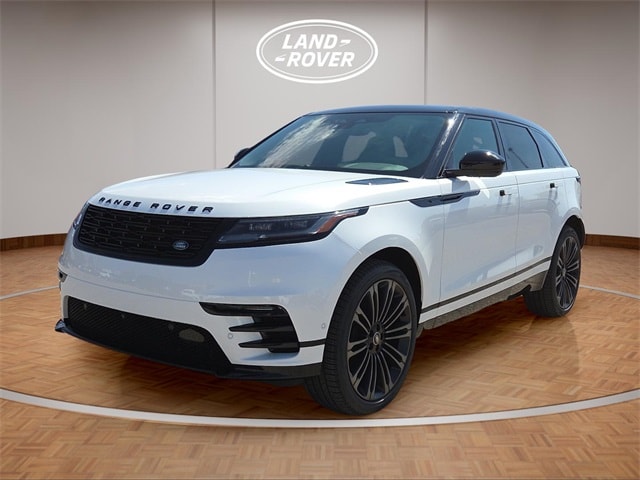 2026 Land Rover Range Rover Velar Dynamic SE's photo