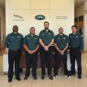 Staff member Service Technicians from 843213965a98