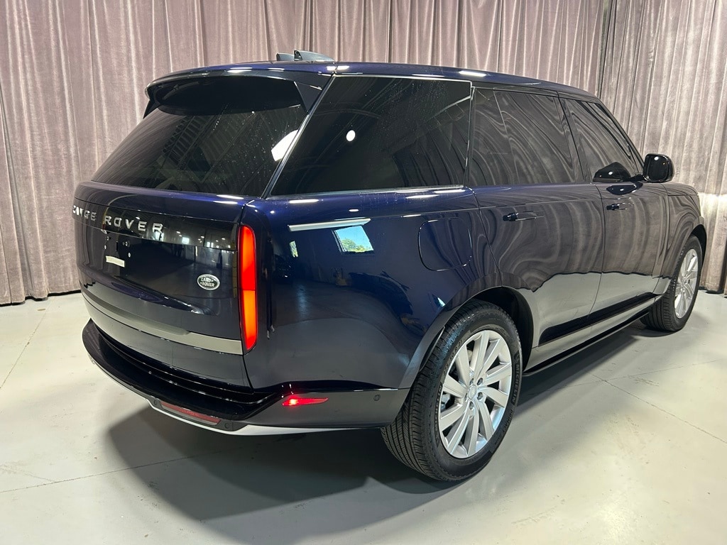 Used 2023 Land Rover Range Rover SE with VIN SALKP9FU7PA023145 for sale in Novi, MI