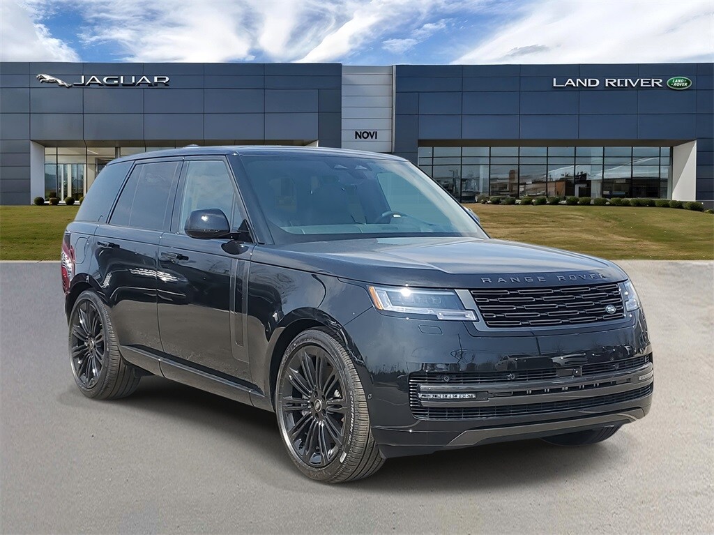 2025 Land Rover Range Rover SE photo 4