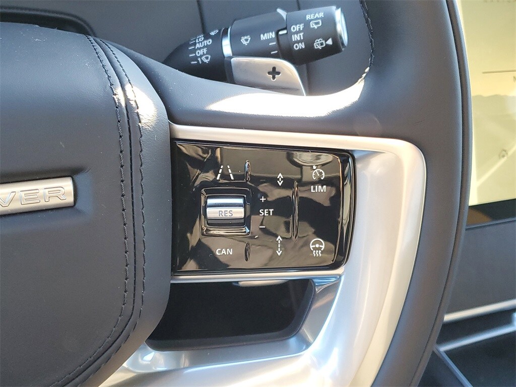 2026 Land Rover Range Rover SE - Photo 16