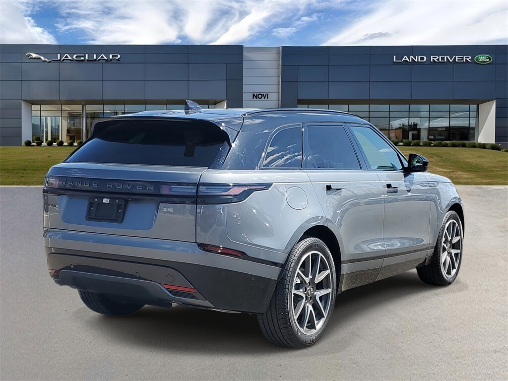 2026 Land Rover Range Rover Velar SE photo 3