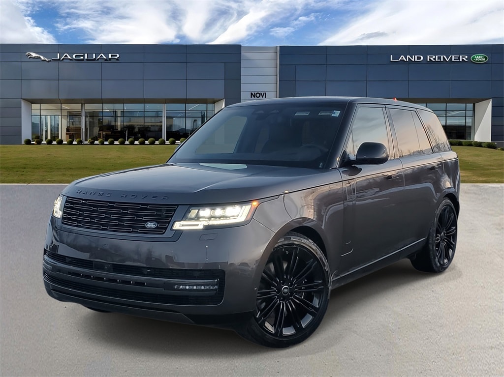 2025 Land Rover Range Rover SUV 