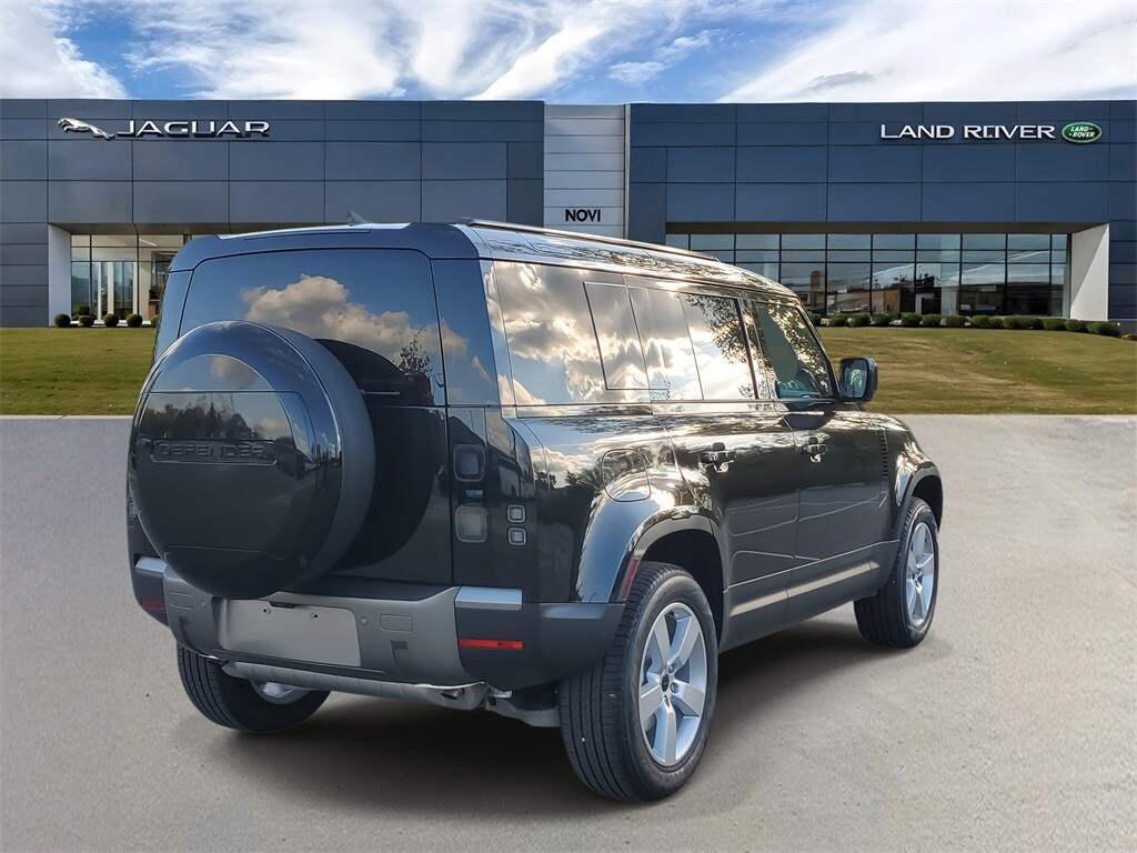 2026 Land Rover Defender 110 S photo 3