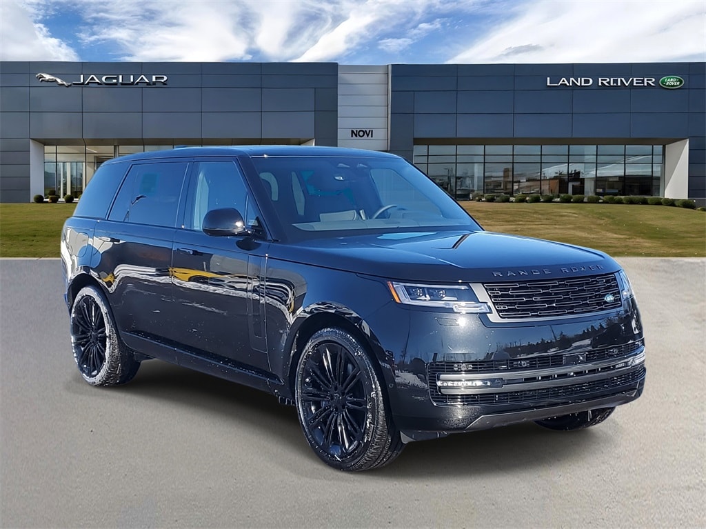 New 2026 Land Rover Range Rover SE LWB 7-Seats / V8 SUV