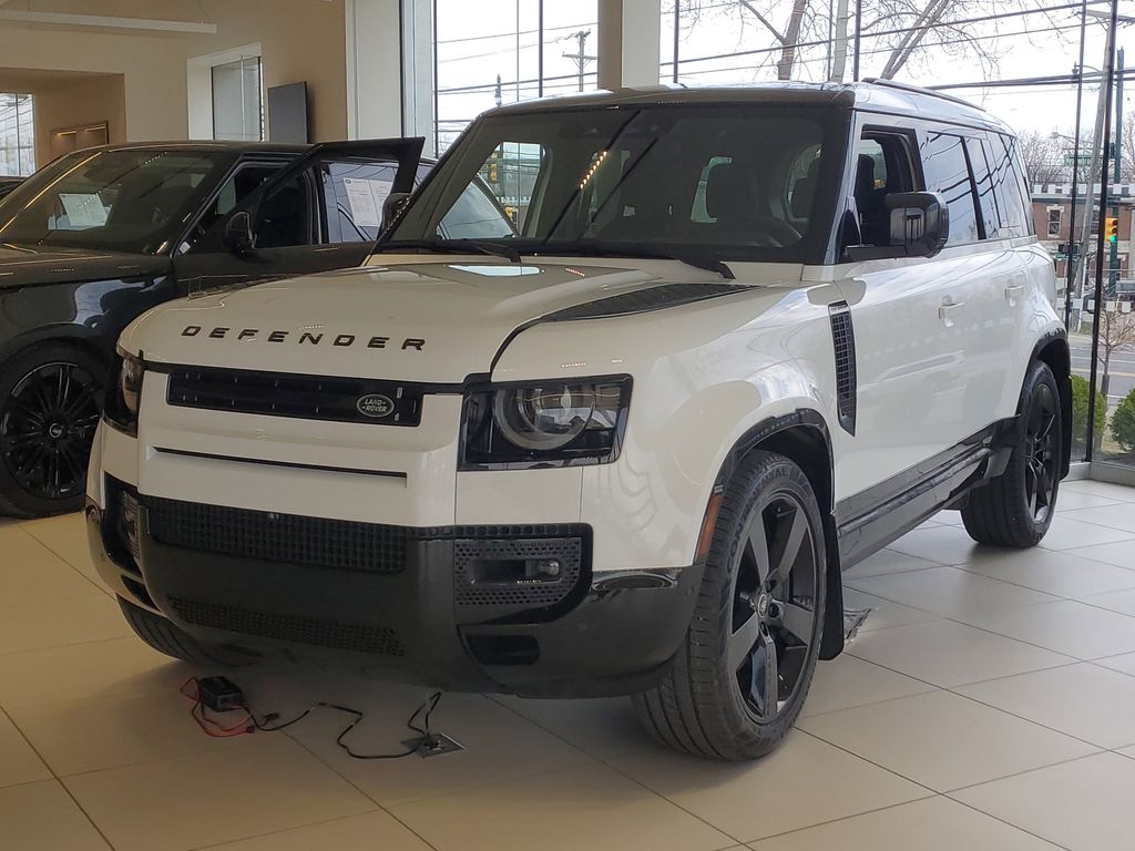 2025 Land Rover Defender 110 SUV 