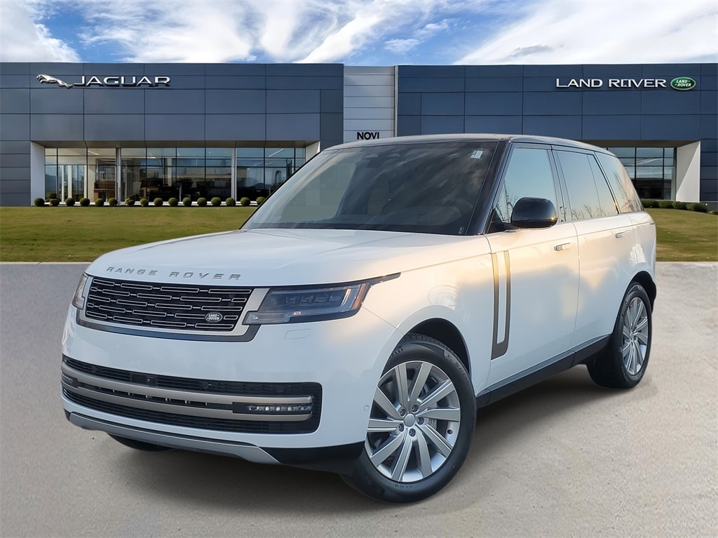 2025 Land Rover Range Rover SE's photo