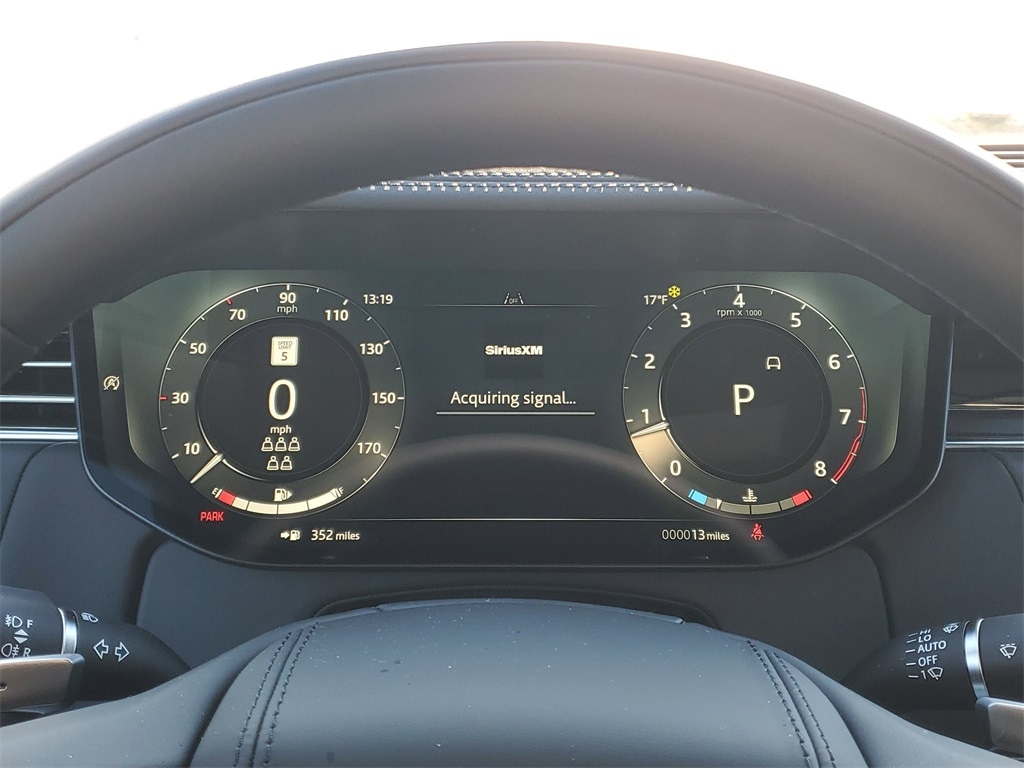 2026 Land Rover Range Rover SE - Photo 18