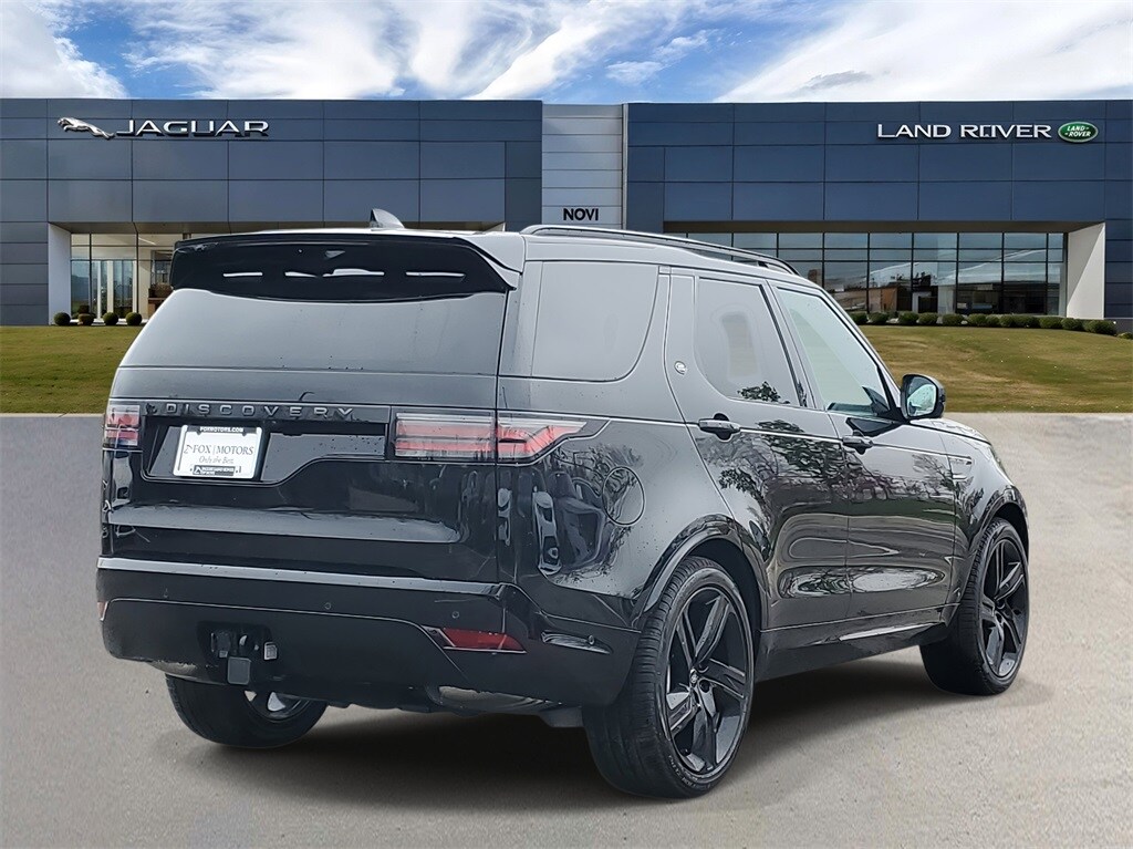 2025 Land Rover Discovery SE photo 3