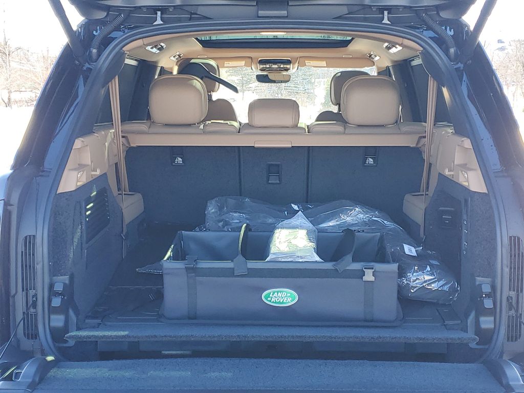 2026 Land Rover Range Rover SE - Photo 7