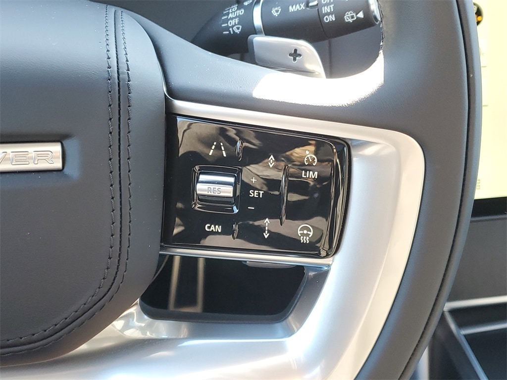 2026 Land Rover Range Rover SE - Photo 16