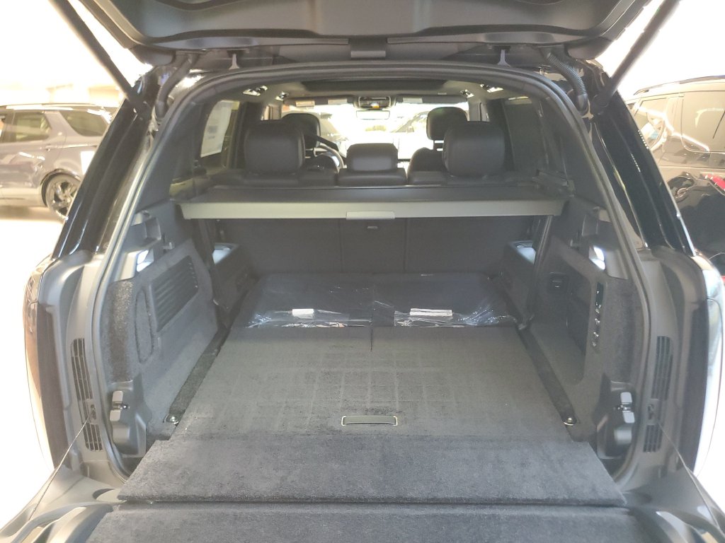 2026 Land Rover Range Rover SE - Photo 32