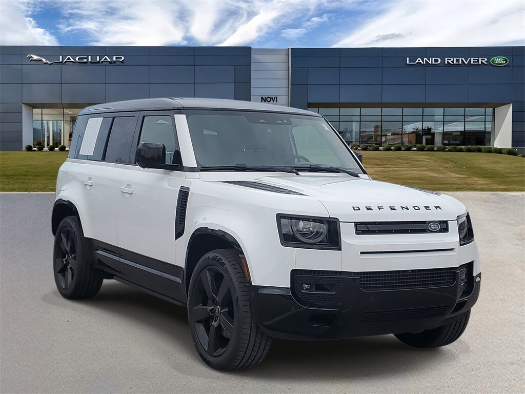 2025 Land Rover Defender 110 X-Dynamic SE photo 4
