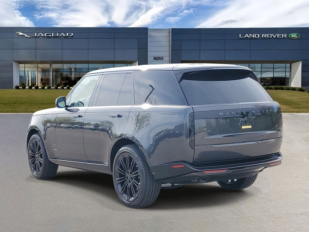 New 2026 Land Rover Range Rover SE SUV