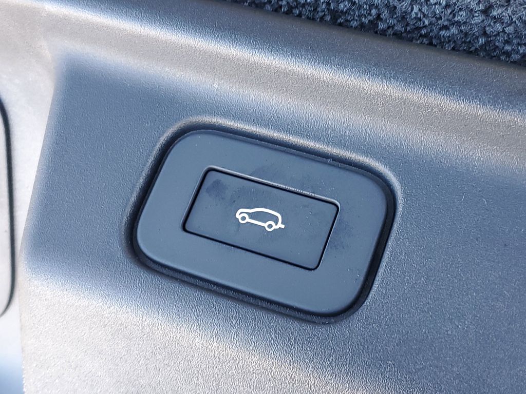 2026 Land Rover Range Rover SE - Photo 8