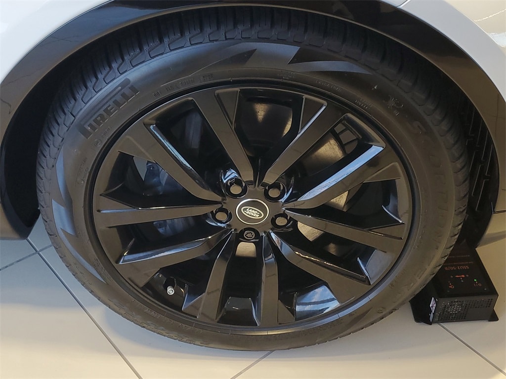 New 2026 Land Rover Discovery Gemini 360PS SUV