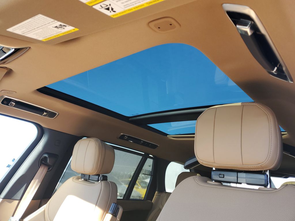 2026 Land Rover Range Rover SE - Photo 13