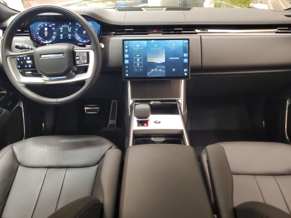 2026 Land Rover Range Rover SE - Photo 25