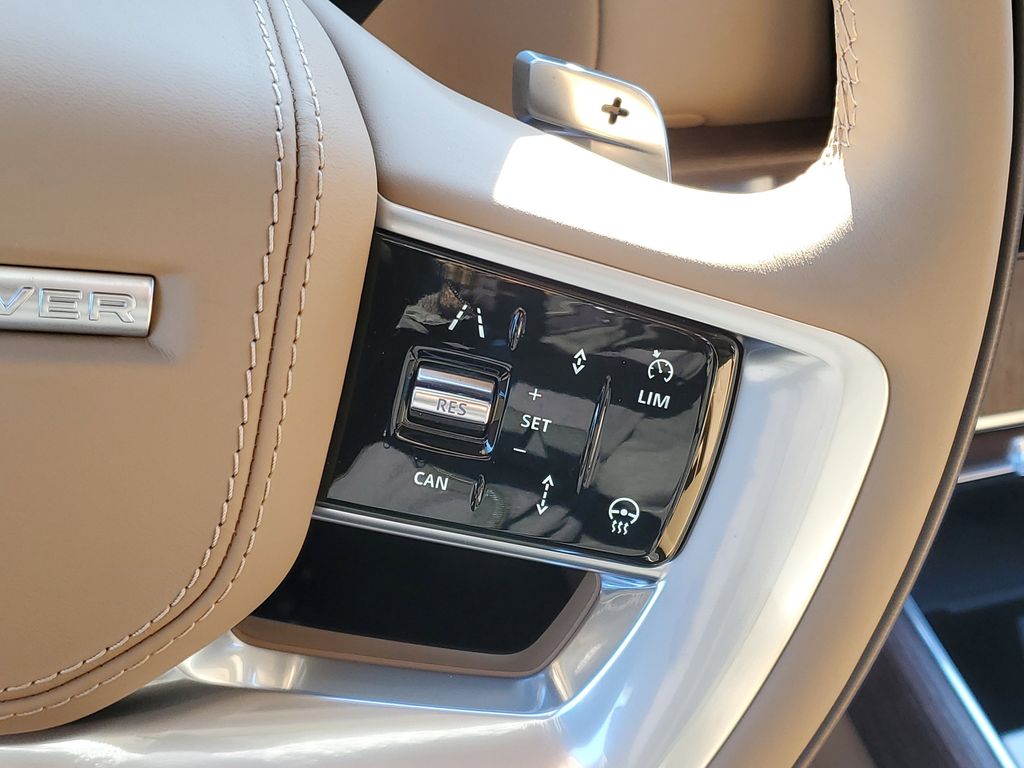 2026 Land Rover Range Rover SE - Photo 16