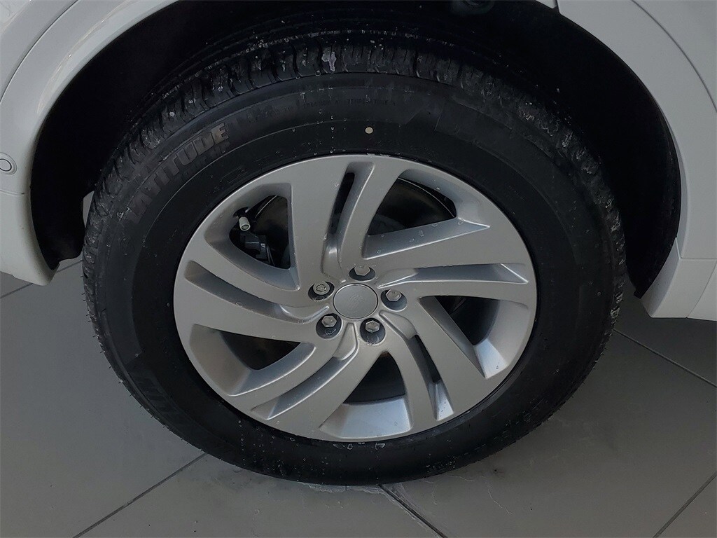 New 2025 Land Rover Discovery Sport S SUV SWB