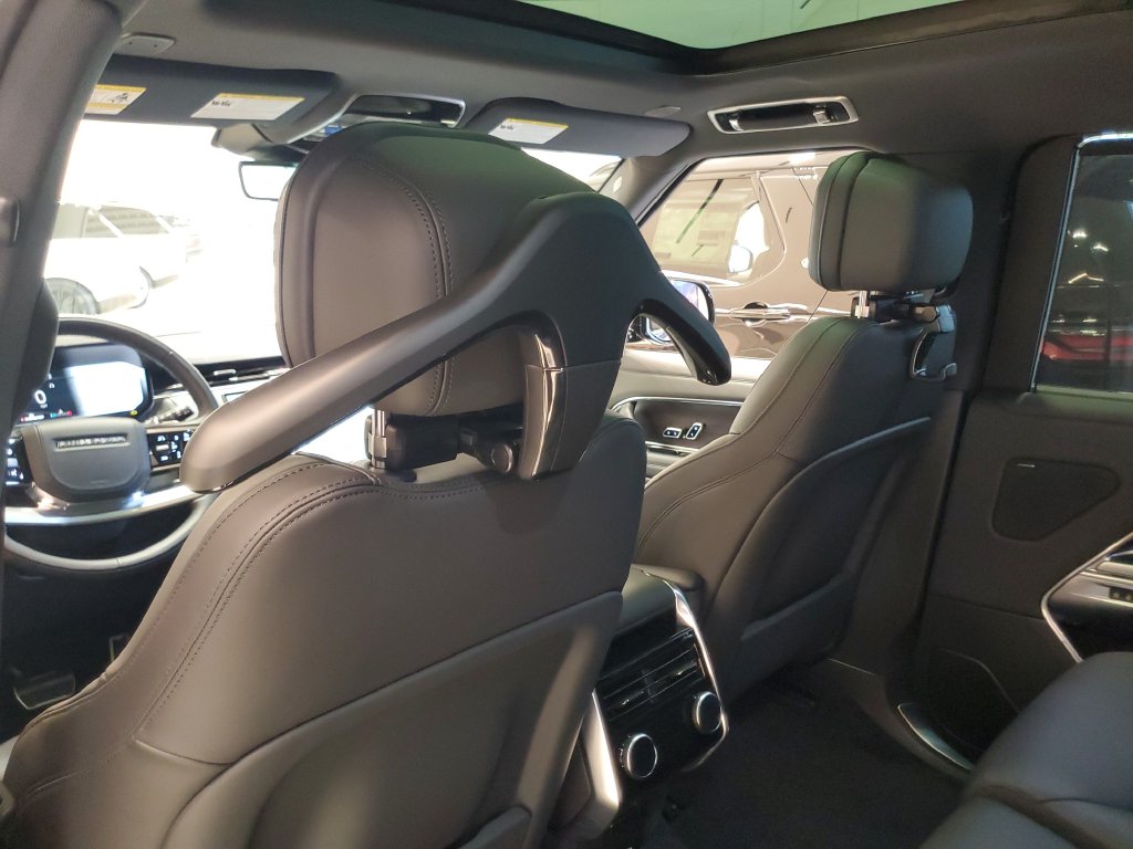 2026 Land Rover Range Rover SE - Photo 26
