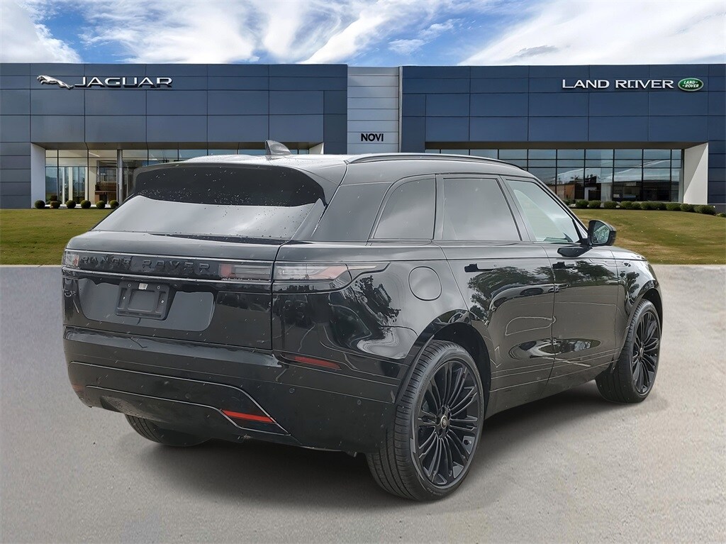2026 Land Rover Range Rover Velar SE photo 2