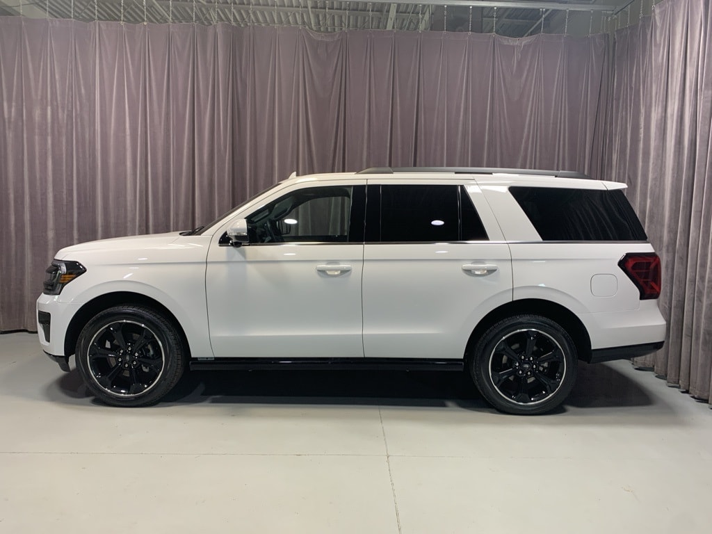 Used 2024 Ford Expedition Limited with VIN 1FMJU2A84REA03701 for sale in Novi, MI